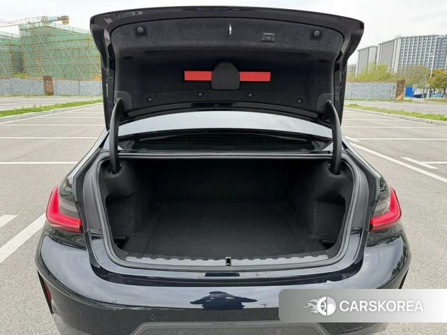 BMW 3 series 2023 Черный из Китая, фото 6