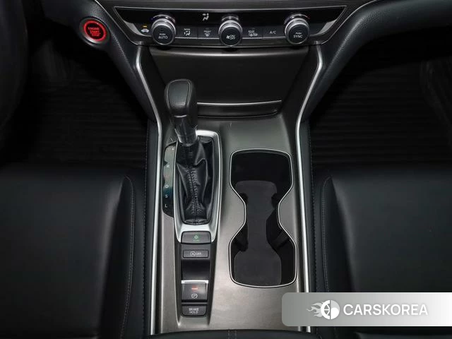 Honda Accord 2023 Белый из Китая, фото 6