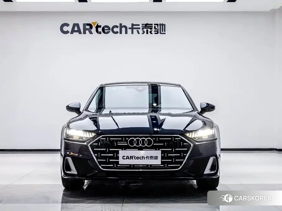 Audi A7L 2024 Синий из Китая, фото 6