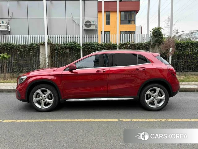 Mercedes-Benz GLA 2019 Красный из Китая, фото 6