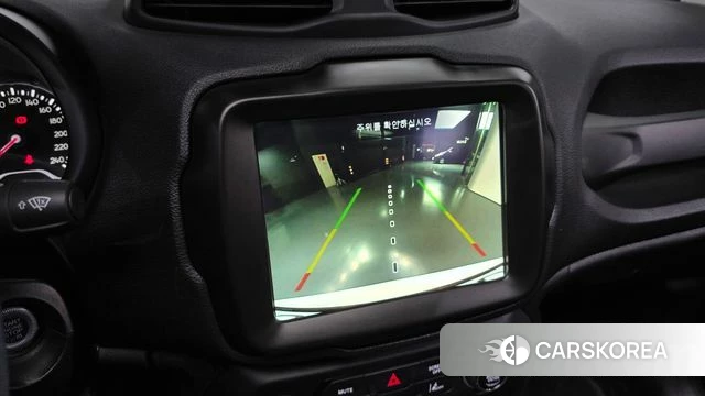 Jeep Renegade 2023 Белый из Кореи, фото 6