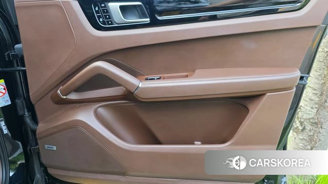 Porsche Cayenne (PO536) 2020 Черный из Кореи, фото 6