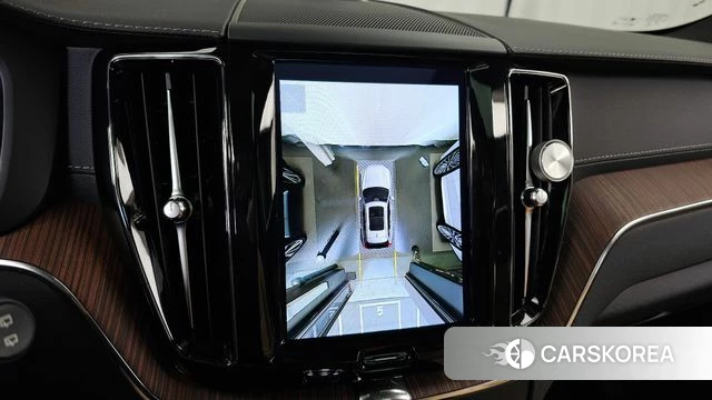 Volvo XC60 second Generation 2023 Белый из Кореи, фото 6