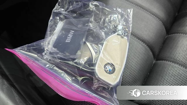 BMW i7 (G70) 2023 Серебряный из Кореи, фото 6