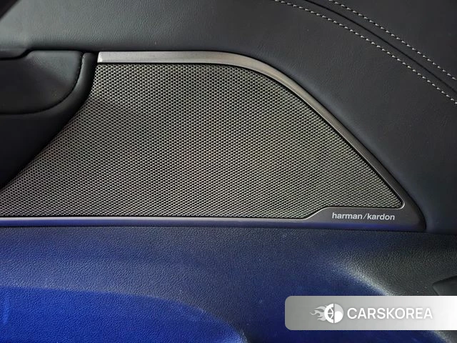 BMW 5 Series (G30) 2020 Белый из Кореи, фото 6