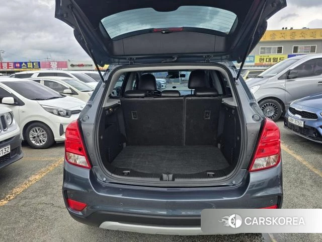 Chevrolet (GM Daewoo) The New Trax 2021 Серебристо-серый из Кореи, фото 6