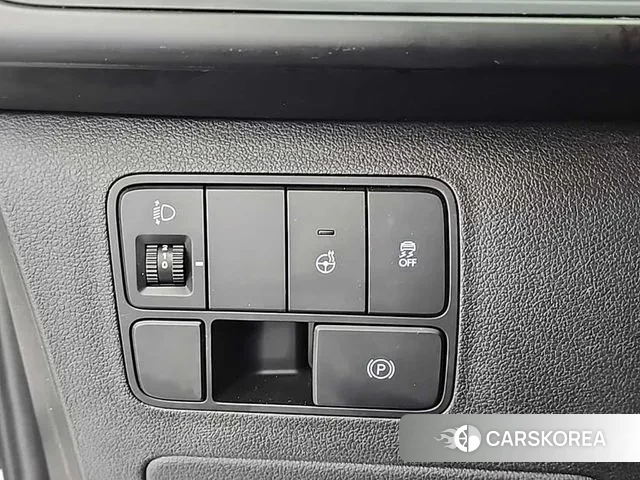 Hyundai Staria 2023 Белый из Кореи, фото 6