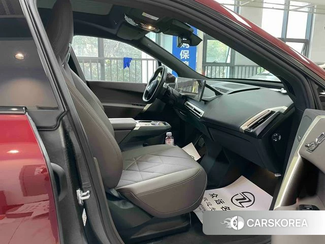 BMW iX 2022 Красный из Китая, фото 6