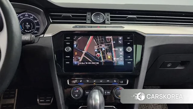 Volkswagen Arteon 2019 Белый из Кореи, фото 6