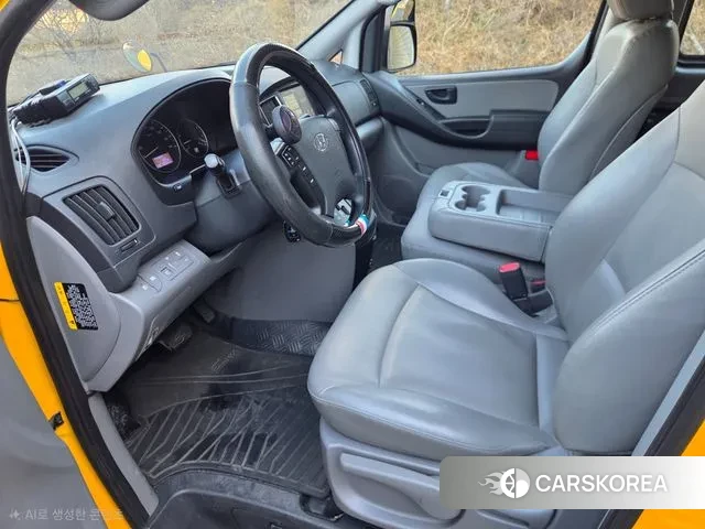 Hyundai The New Grand Starex 2018 Желтый из Кореи, фото 6