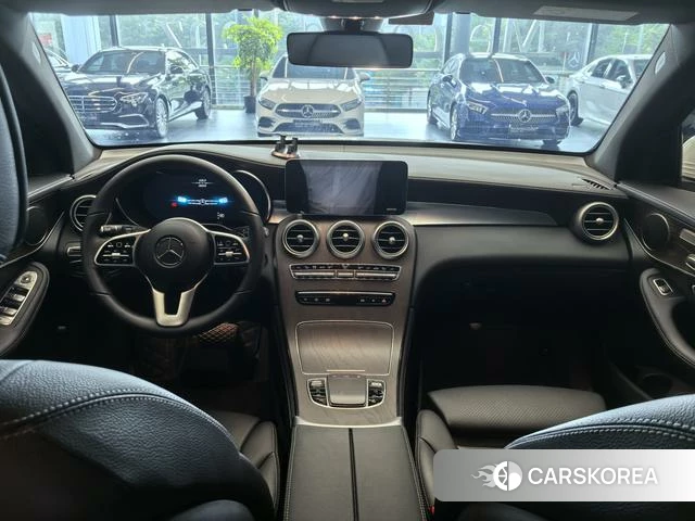 Mercedes-Benz GLC 2021 Белый из Китая, фото 6