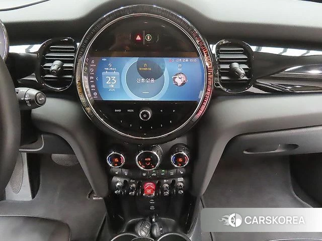 Mini Cooper 2024 Жемчужный двухцветный из Кореи, фото 6