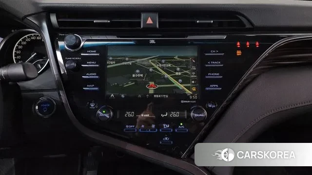 Toyota Camry (XV70) 2019 Белый из Кореи, фото 6