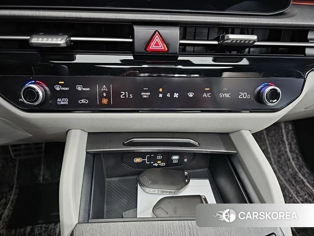 Kia The New Sportage 5th Generation Hybrid 2025 Белый из Кореи, фото 6