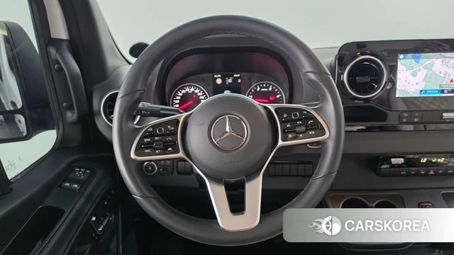Mercedes-Benz Sprinter 2024 Белый из Кореи, фото 6