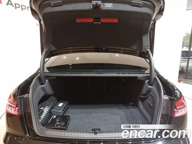 Audi A6 (C8) 2023 Черный из Кореи, фото 6