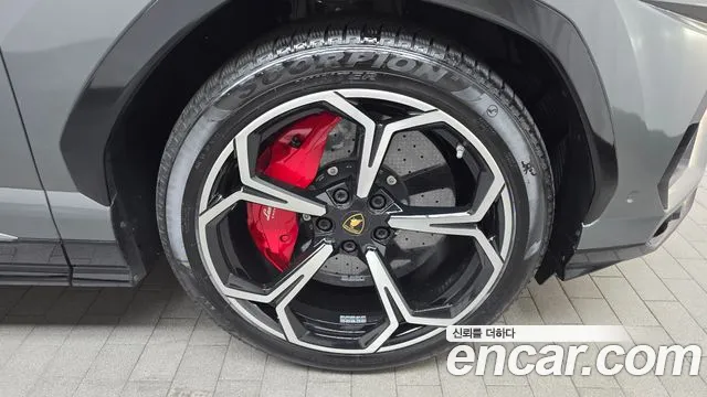 Lamborghini Urus id 2659386 из Кореи 6