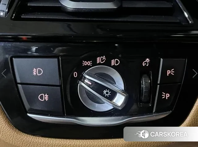 BMW 5 Series (G30) 2018 Серый из Кореи, фото 6