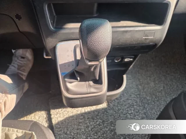 Hyundai Staria 2022 Серебряный из Кореи, фото 6