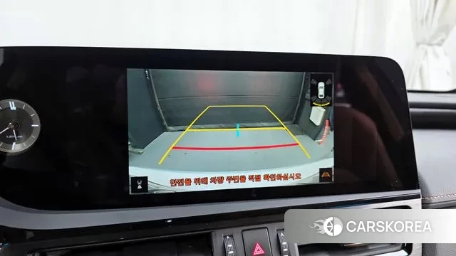 Lexus ES300h 7th generation 2023 Белый из Кореи, фото 6