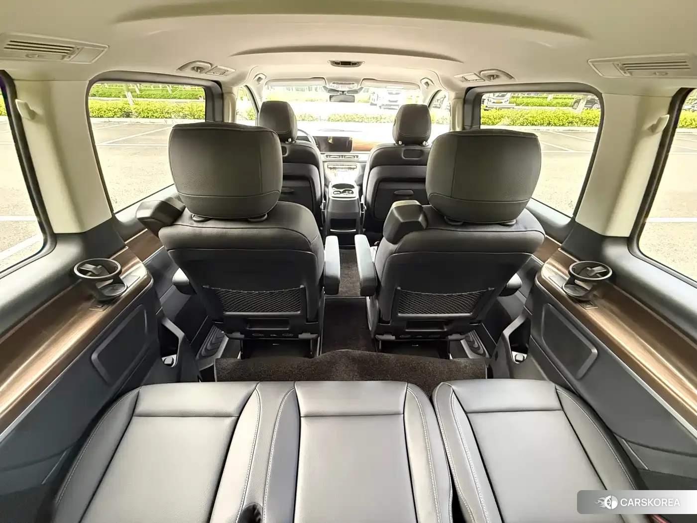 Mercedes-Benz V-Class 2025 Черный из Китая, фото 6