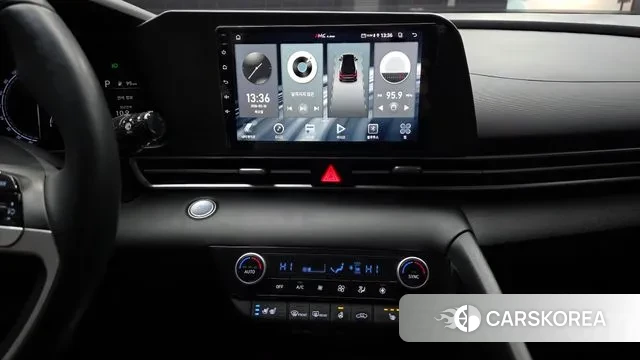 Hyundai Avante Hybrid (CN7) 2021 Серебристо-серый из Кореи, фото 6