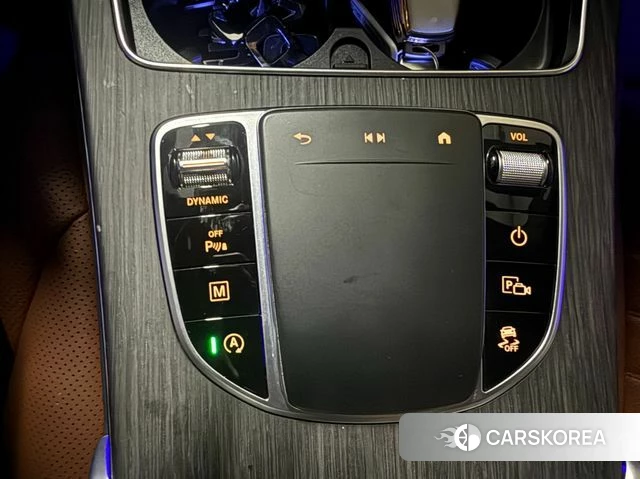 Mercedes-Benz GLC-Class X253 2022 Серебряный из Кореи, фото 6