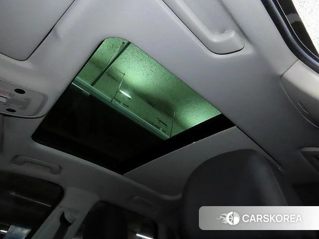 Audi Q3 (F3) 2023 Черный из Кореи, фото 6