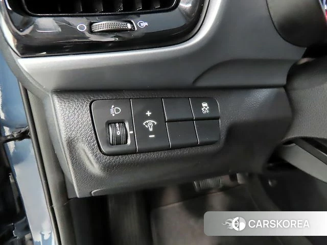 Kia Stonic 2018 Синий нефрит из Кореи, фото 6