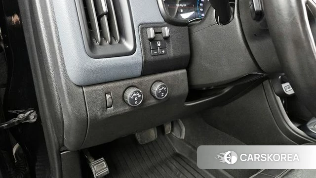 Chevrolet (GM Daewoo) Real New Colorado 2022 Черный из Кореи, фото 6