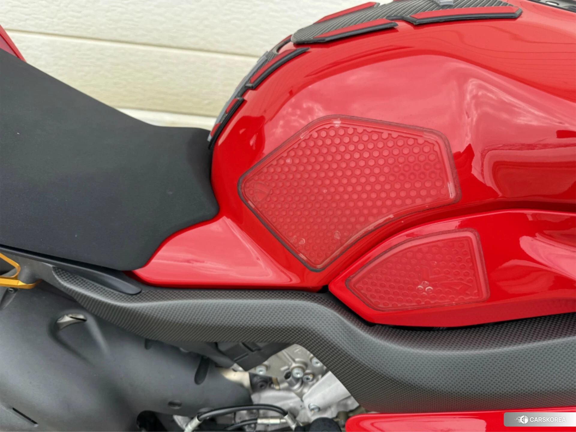 Ducati PANIGALE V4 S id 4191896 из Японии 6