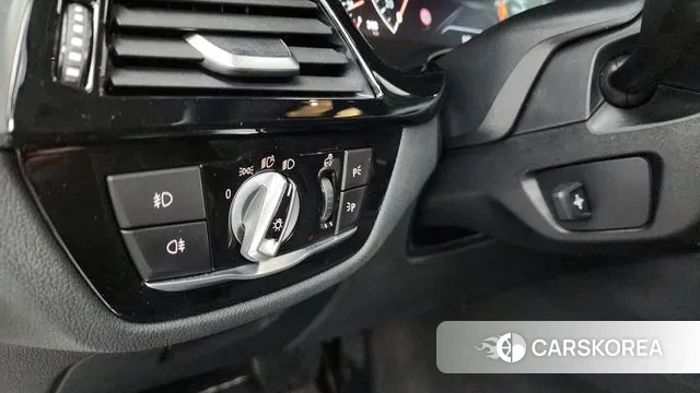 BMW 5 Series (G30) 2019 Белый из Кореи, фото 6