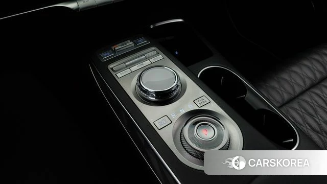 Genesis GV70 2021 Красный из Кореи, фото 6