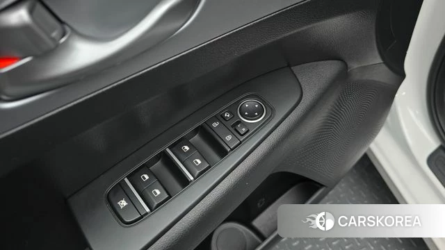 Kia The New K3 2nd generation 2021 Белый из Кореи, фото 6
