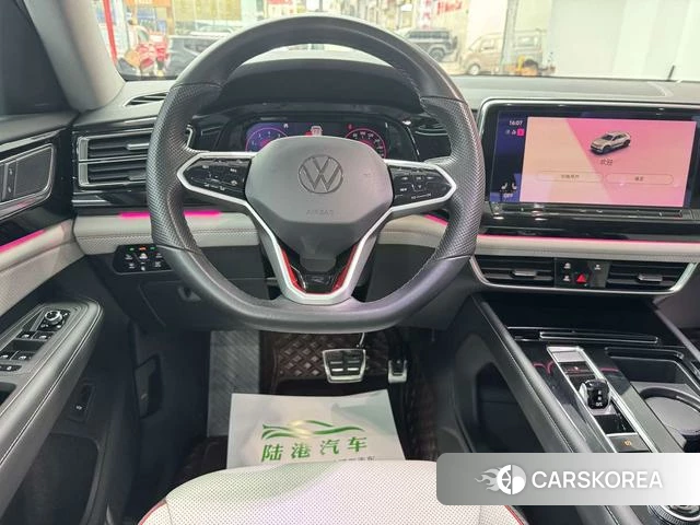 Volkswagen Tourang 2022 Черный из Китая, фото 6
