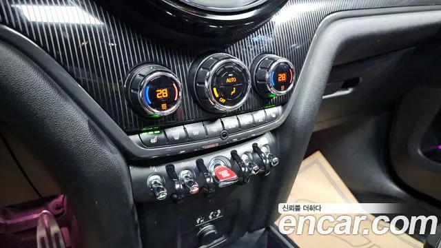 Mini Cooper S Countryman 2018 Зеленый из Кореи, фото 6