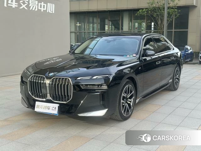BMW 7 series 2024 Черный из Китая, фото 6