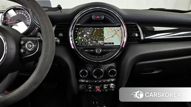 Mini Cooper S 2019 Жемчужный цвет из Кореи, фото 6