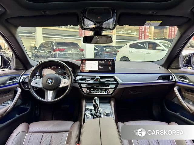 BMW 5 series 2023 Черный из Китая, фото 6