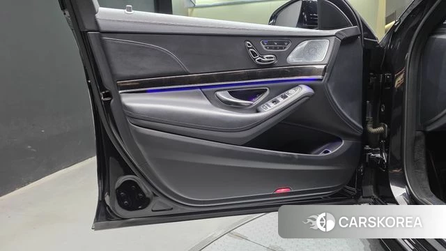 Mercedes-Benz S-Class W222 2018 Черный из Кореи, фото 6