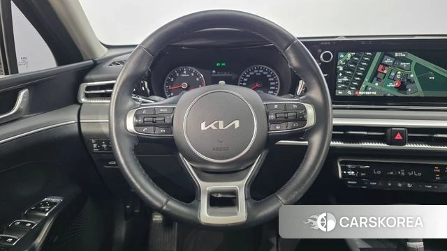 Kia K5 3rd generation 2023 Черный из Кореи, фото 6