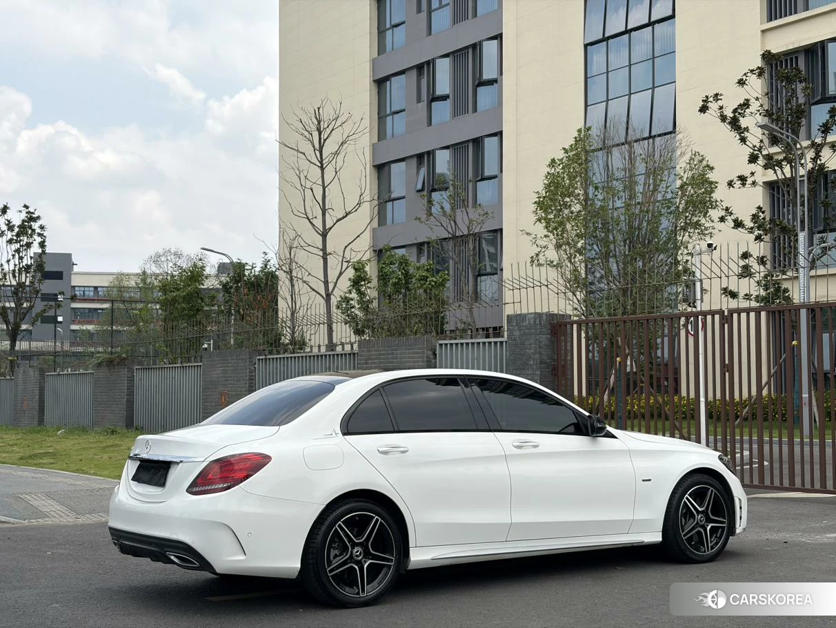 Mercedes-Benz Class C 2020 Белый из Китая, фото 6
