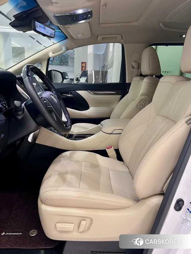 Toyota Elfa 2021 Белый из Китая, фото 6