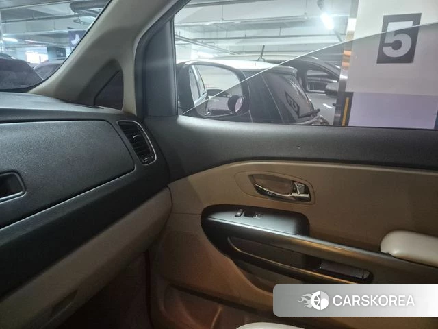 Kia All New Carnival 2018 Черный из Кореи, фото 6