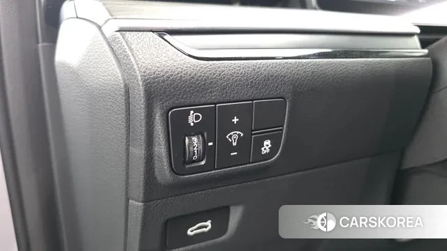 Kia The New K5 3rd generation 2024 Серебряный из Кореи, фото 6