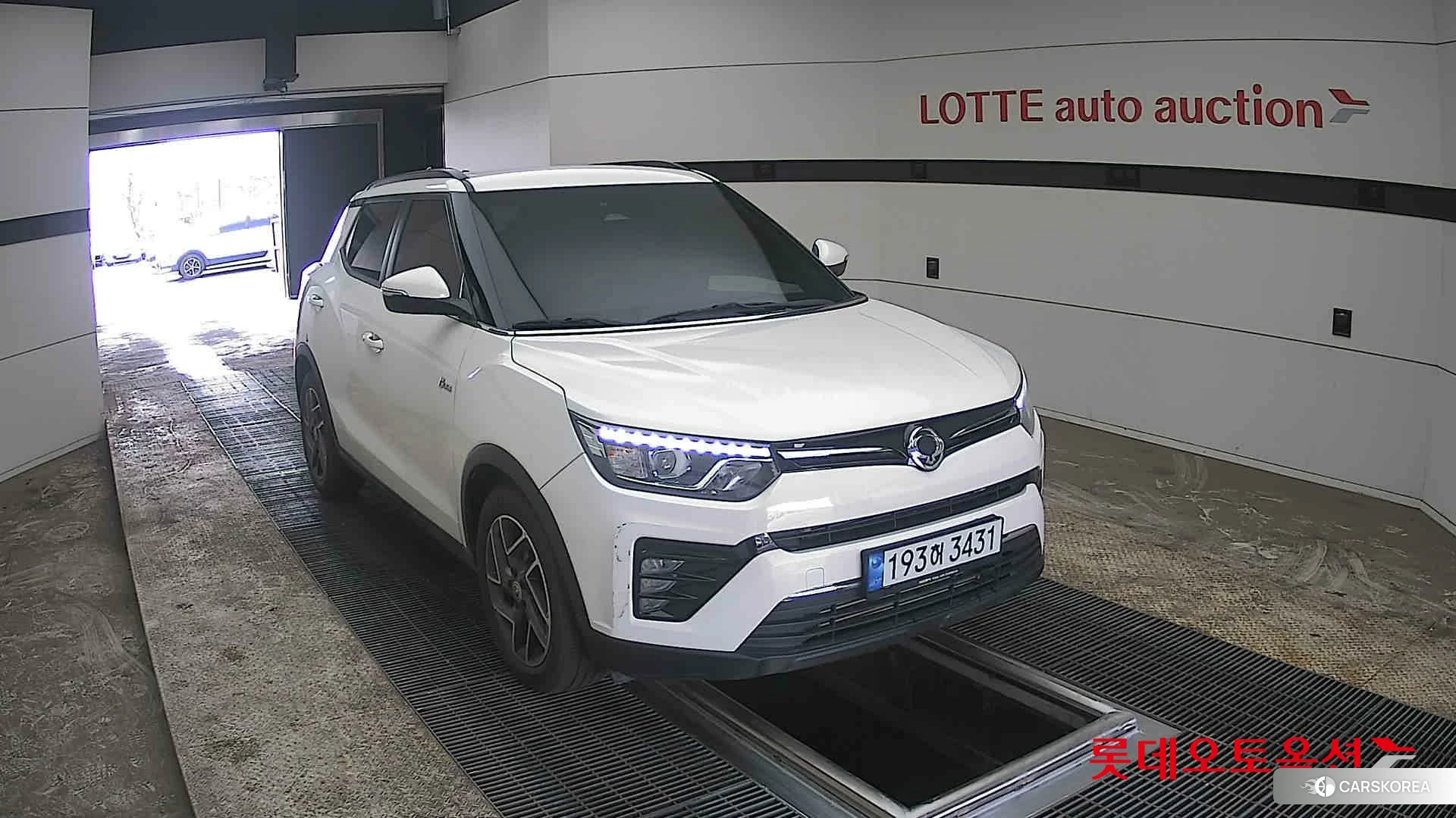 SsangYong Tivoli 2022 Grand White из Кореи, фото 6