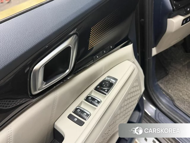 Kia The New Carnival 4th Generation 2024 Серый из Кореи, фото 6