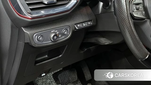 Chevrolet (GM Daewoo) Trailblazer 2020 Белый из Кореи, фото 6