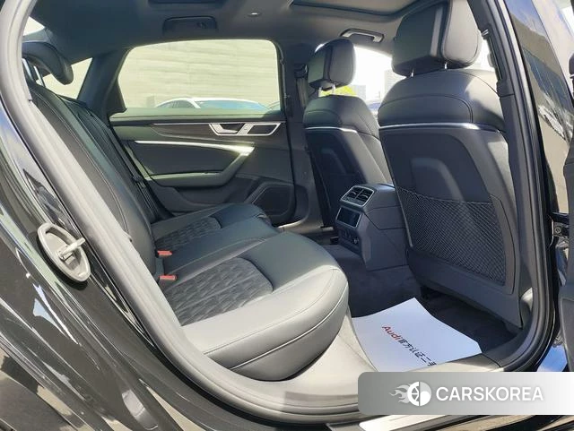 Audi A6L 2025 Черный из Китая, фото 6