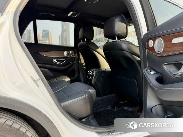 Mercedes-Benz GLC 2021 Белый из Китая, фото 6